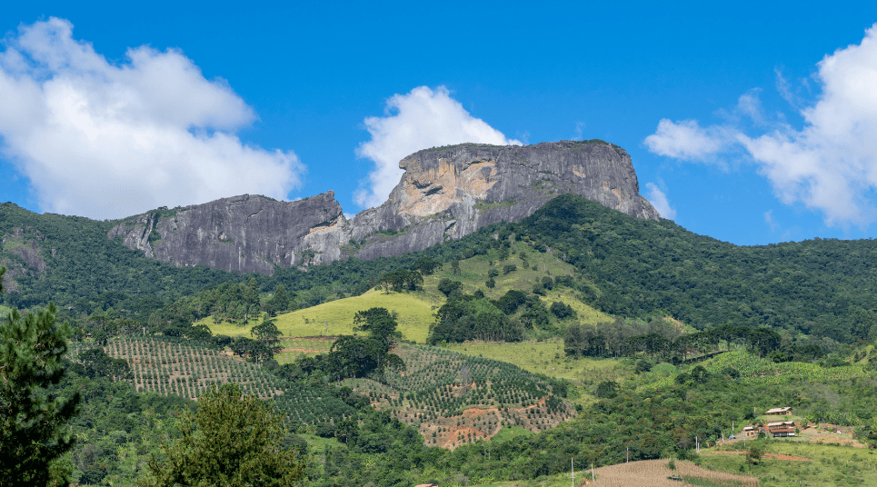 1950 m de altura Ponto turístico em São Bento de Sapucaí