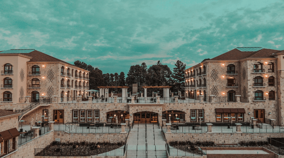 Fachada do hotel Área externa do Buona Vitta