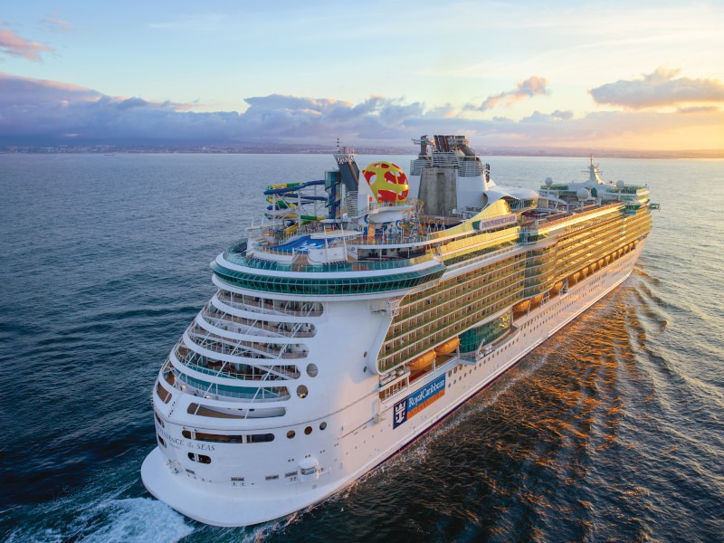 Independence of the Seas possui mais de 300 metros de comprimento Cruzeiro Independence of the Seas