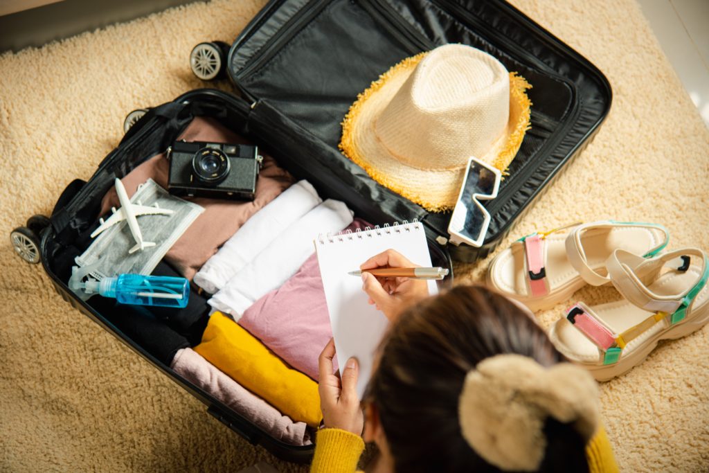 Se planejar antes de viajar é essencial. Arrumar a mala para viagem