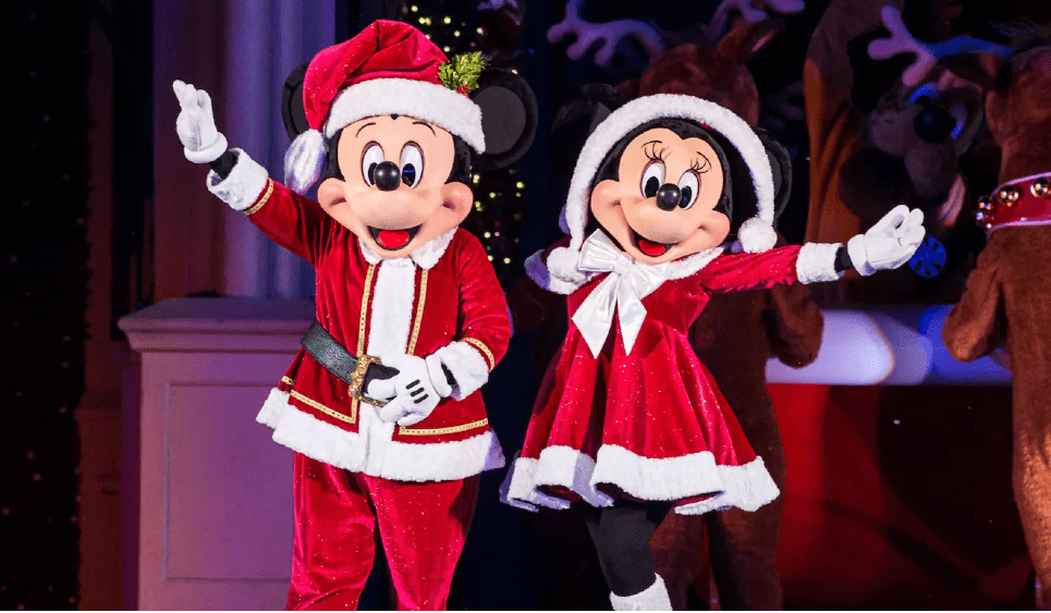Mickey e Minnie no tradicional desfile de Natal da Disney Natal em Orlando